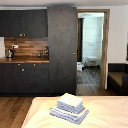 City Apartments, Outlet 100 Meter Metzingen  Exterior foto